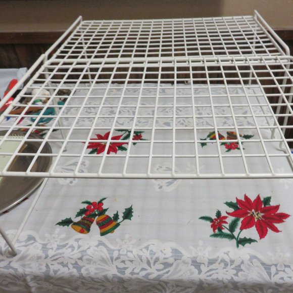 Kitchen 2 Vinyl Coated Wire Shelves That Are 18 X 12 X 9 Inches Talll